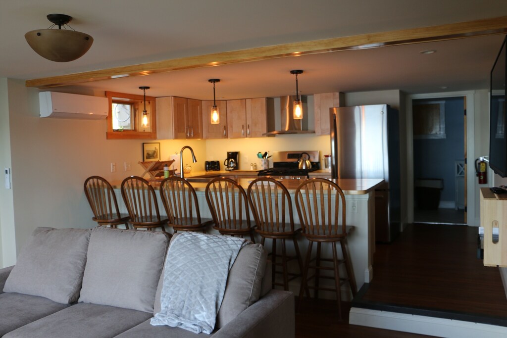 vrbo colchester vt | a romantic champlain bungalow