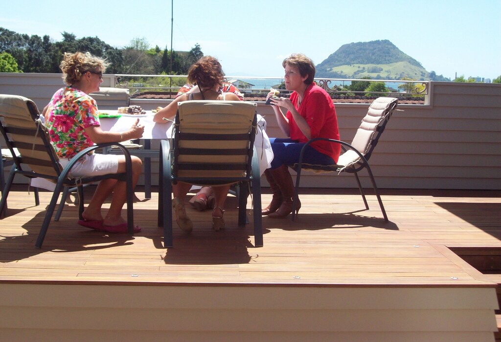 bookabach tauranga | lovely home with a great view