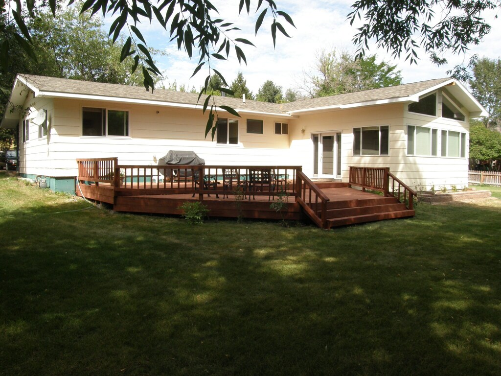 lovely vacation home on the missouri river