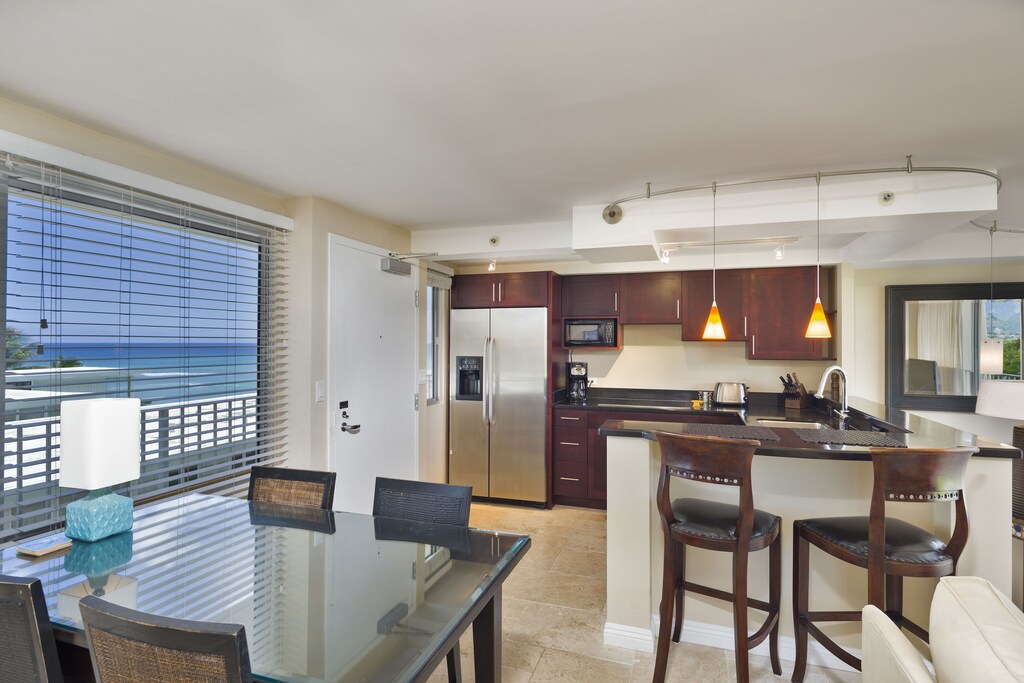 an apartment with direct views of the waikiki fireworks