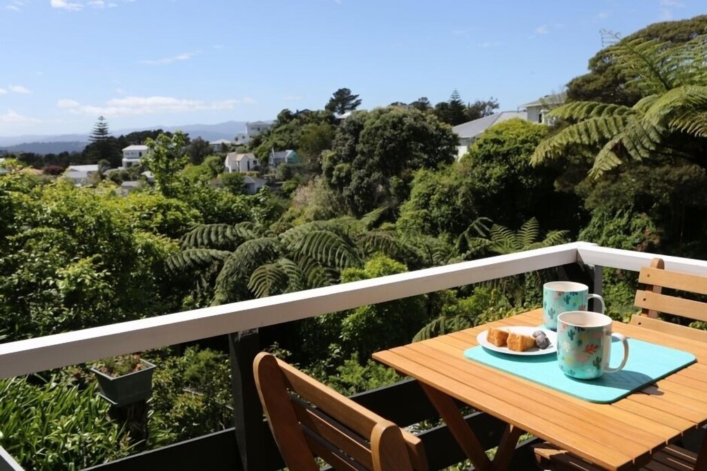 bookabach wellington | modern apartment with old-world charm