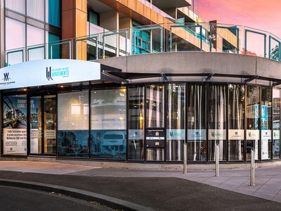 Waterfront Melbourne Apartments Docklands