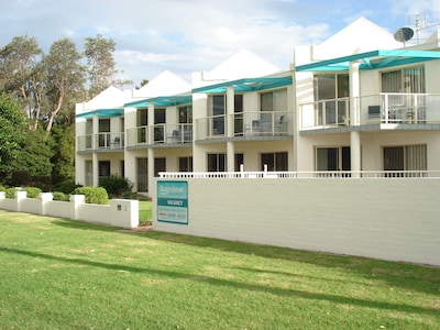 Bayview Apartments Merimbula Merimbula
