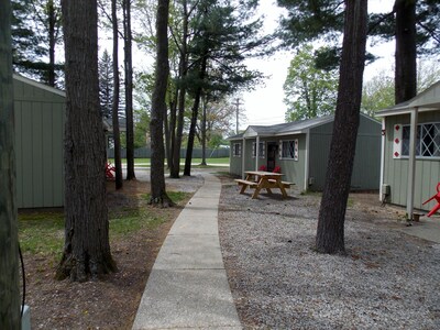Maple Lane Cottages Near Lake Missaukee Lake City