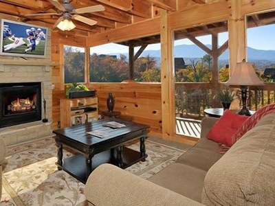 Dollywood Cabins Near Dollywood Pigeon Forge