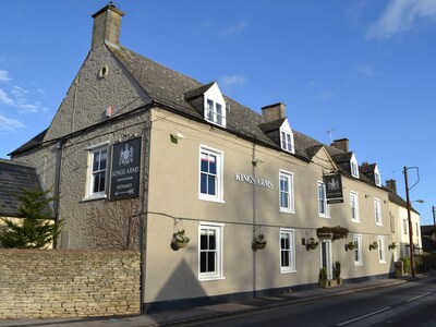 The Kings Arms In Badminton Badminton