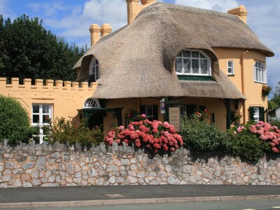 The Minadab Cottage Near Holcombe Beach Teignmouth