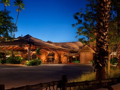 Disney S Animal Kingdom Villas Kidani Village Lake Buena Vista