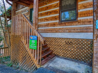 Linger Longer 1607 One Bedroom Cabin Gatlinburg