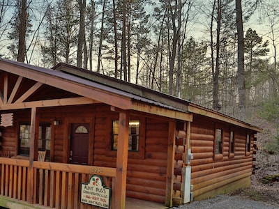 Secret Hideaway 195 One Bedroom Cabin Pigeon Forge