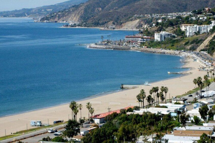 Deluxe Los Angeles 5-Hour Limo Tour with Drinks Included