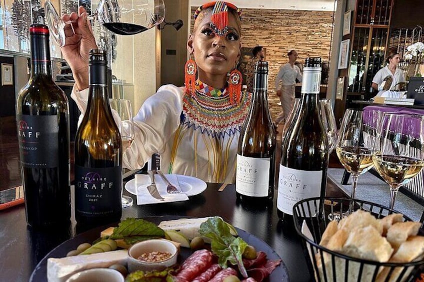 Stellenbosch & Franschhoek 20 Wine Tasting + Lunch Shared Tour