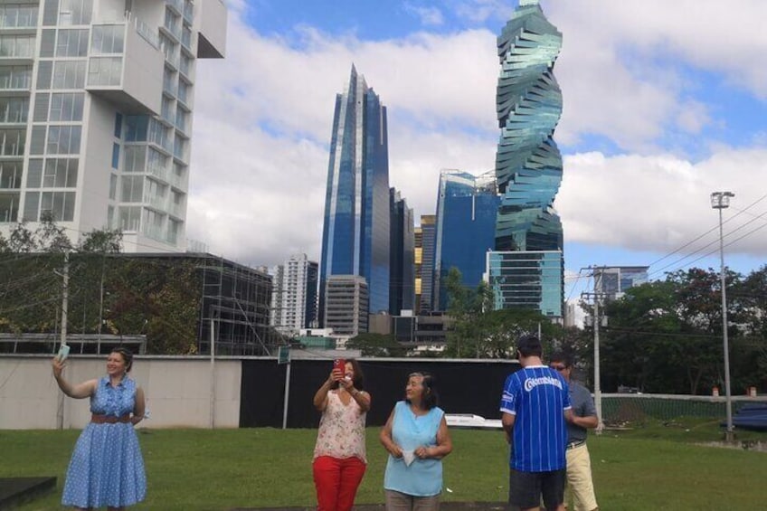 City Tour y Canal de Panamá