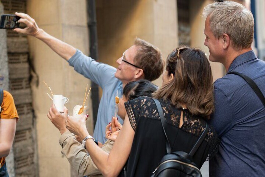 Bilbao pintxos, food & history tour with a local