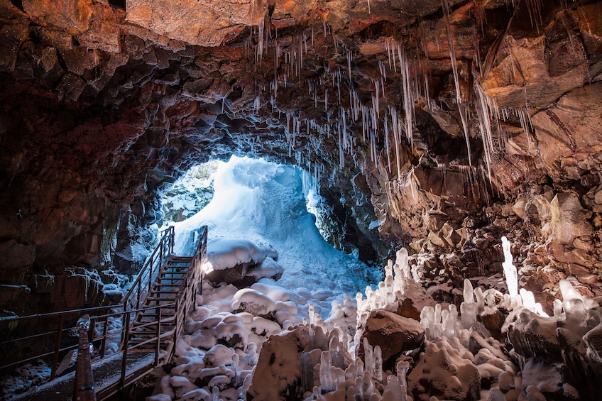 The Lava Tunnel tour from Reykjavik - Raufarholshellir cave