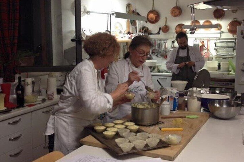 Tuscan Cooking Class in Central Siena