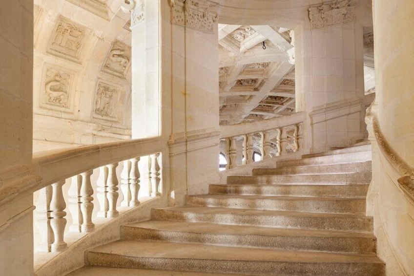 Day Tour of Chateaux of Chenonceau, Chambord & Caves Ambacia from Tours/Amboise