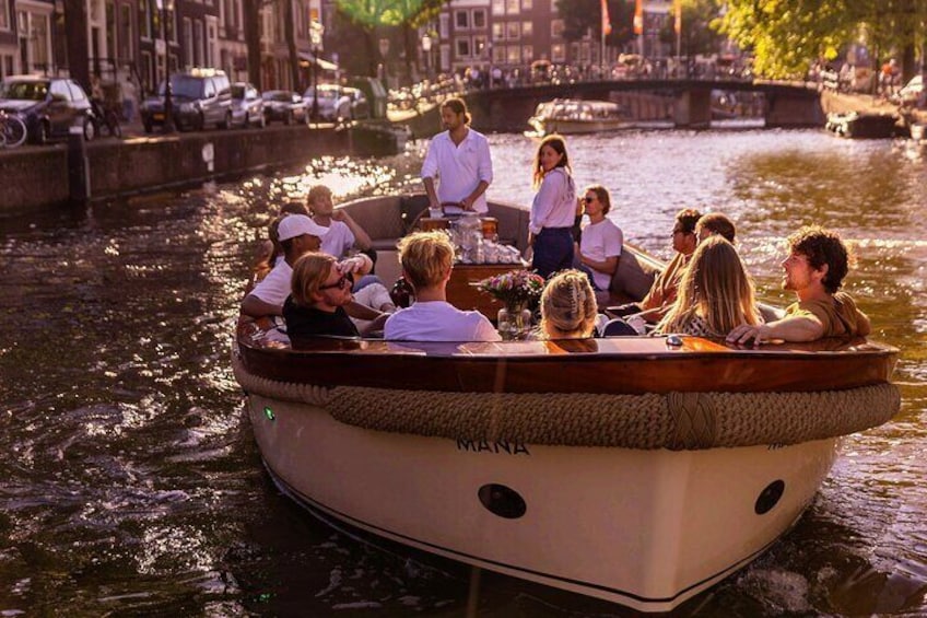 2 Hour Small Group Canal Cruise w/ Dutch snacks & Onboard Bar