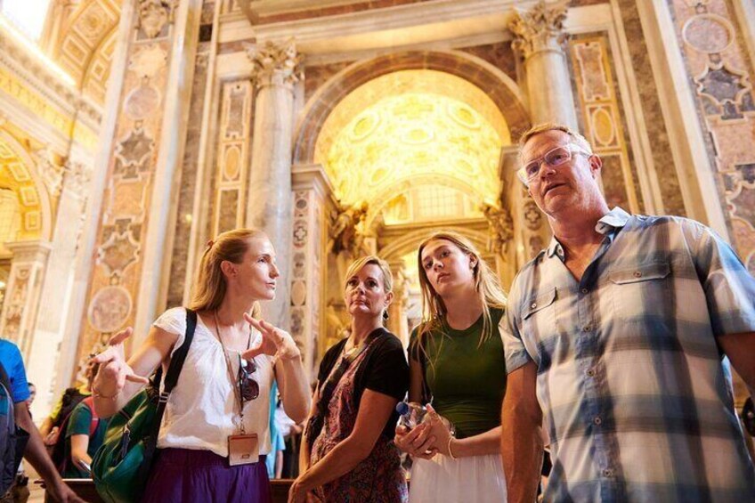 Private Vatican Museums and St. Peter's Basilica Early Bird Tour