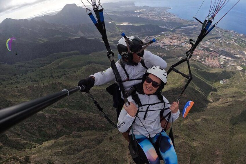 BRONZE tandem paragliding flight in South Tenerife, free pick up