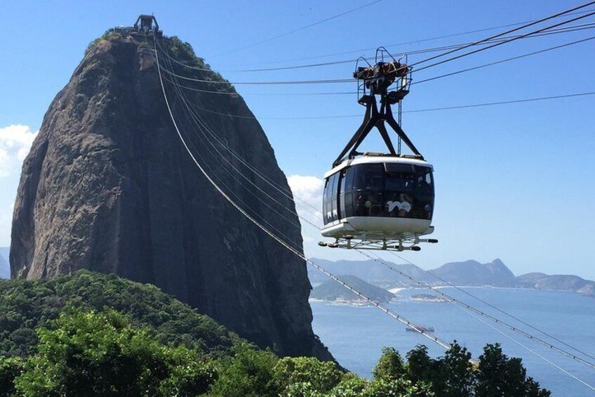Sugar Loaf Mountain with cable car