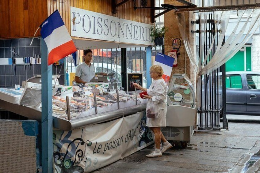 Try 10 Delicious Gourmet Tastings during this private food tour