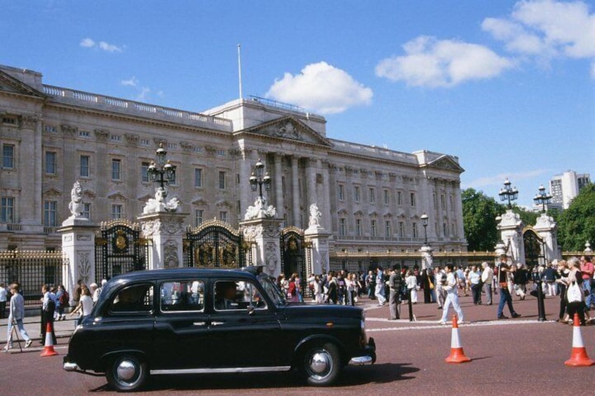 Private Tour: Black Taxi Tour