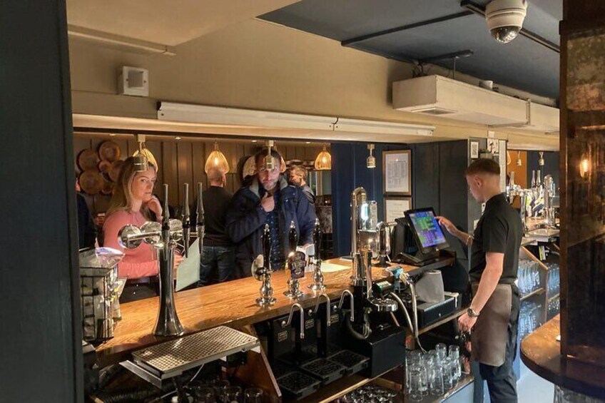 Bristol private pub hopping and sightseeing with local guide