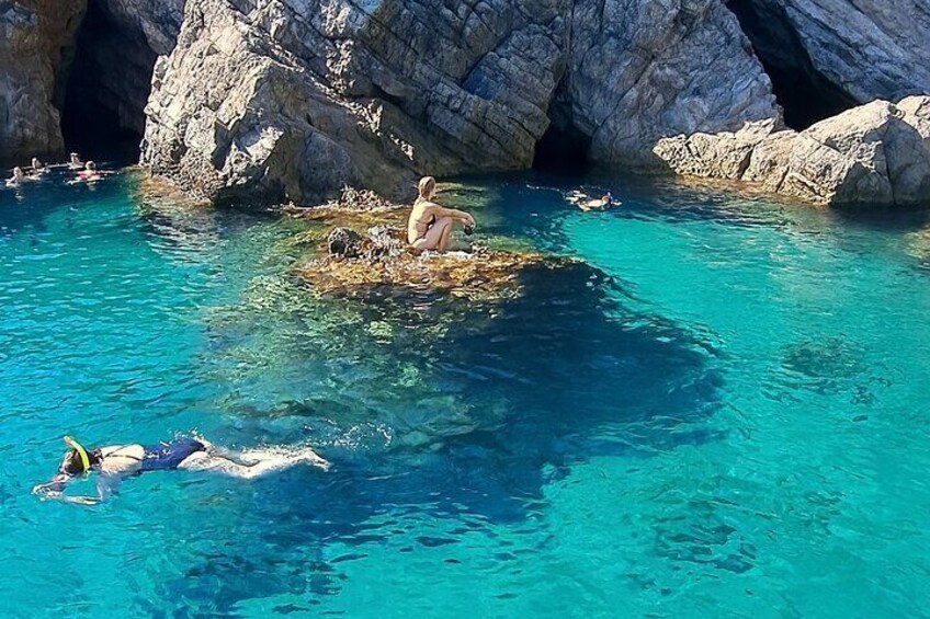 Blue Cave TOUR - drinks , snorkeling, beach - 4 hours small group