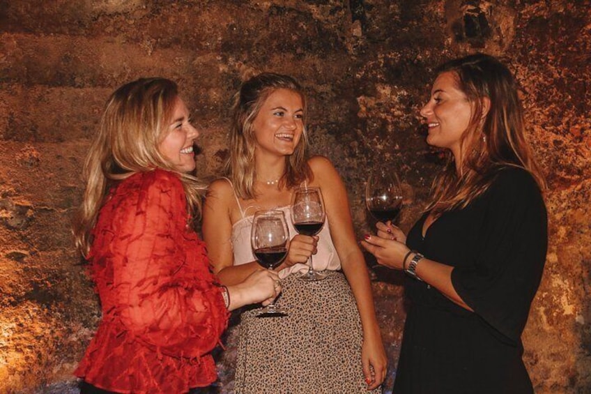Wine Tasting: Prizewinning Regional Red Wines