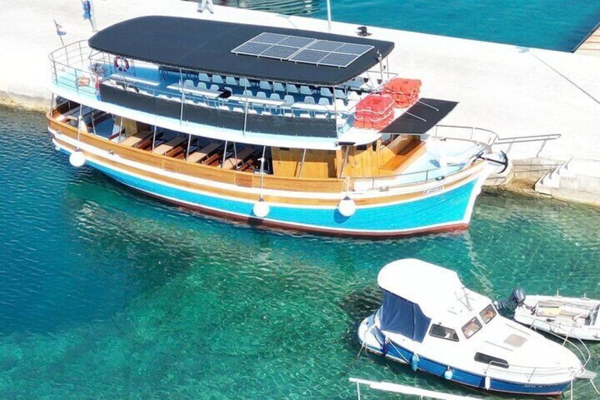 Aerial shot of Emili visitin Lopud