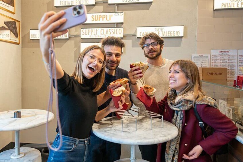 Milan: Aperitivo & Street Food Tour Delights by Do Eat Better