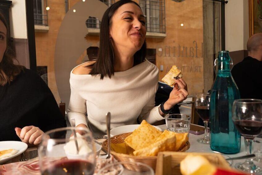 Bologna traditional food tour - Do Eat Better Experience