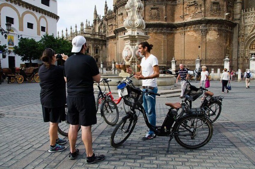 Seville Electric Bike Small Group Tour
