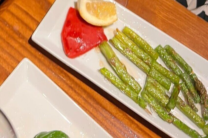 Spain Tapas and Wine-Tasting Tour