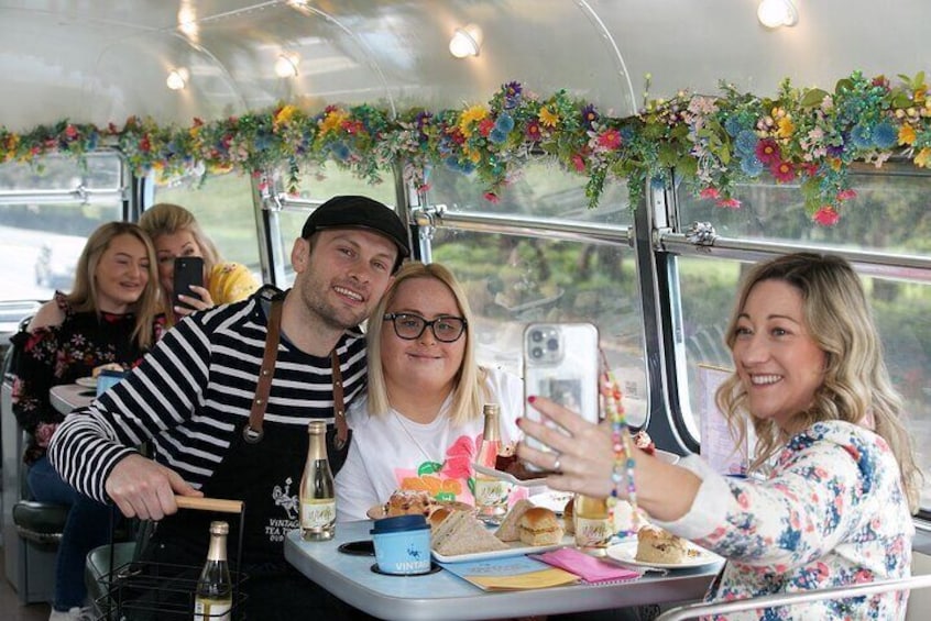 Afternoon Tea Bus Tour in Dublin