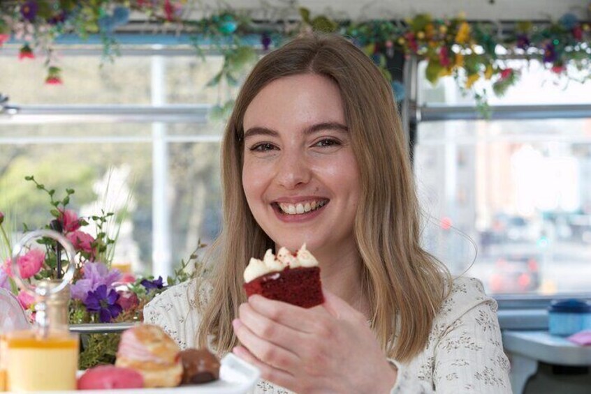 Afternoon Tea Bus Tour in Dublin 