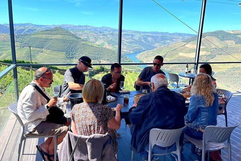 Douro Valley 3 Wine Experiences with Traditional Lunch and Optional Boat Cruise