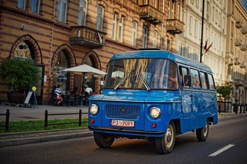 Private Tour: Warsaw City Sightseeing by Retro Fiat
