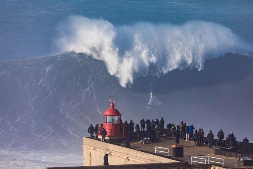 Waves Nazaré