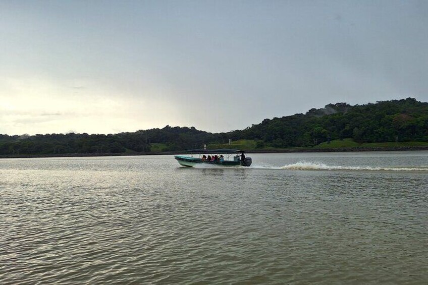 Panama Canal Tour and Gatun Lake Ecotour