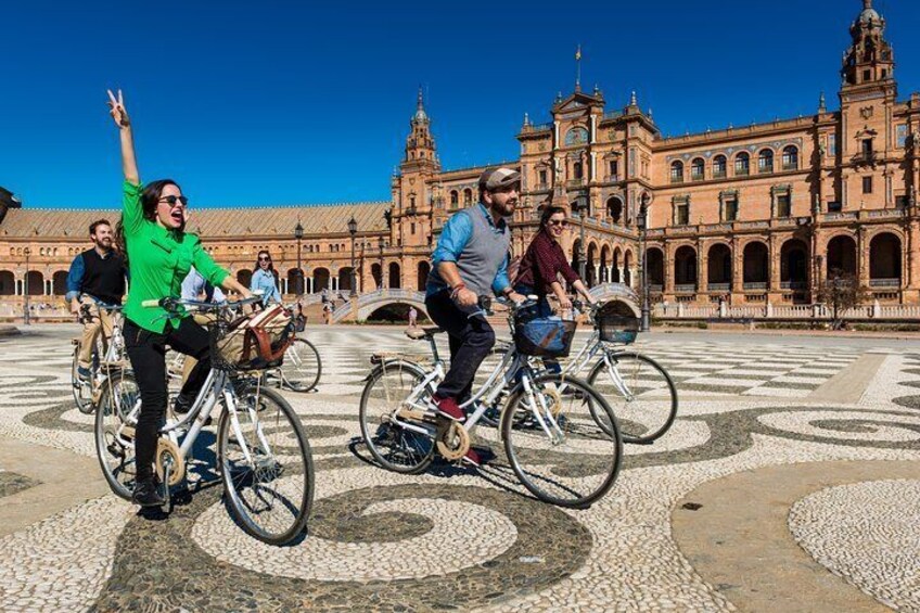 Seville Highlights Bike Tour (English)