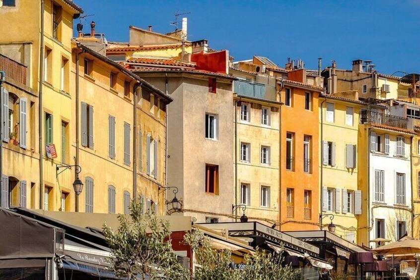 Aix en Provence and Avignon city of Popes Private Tour