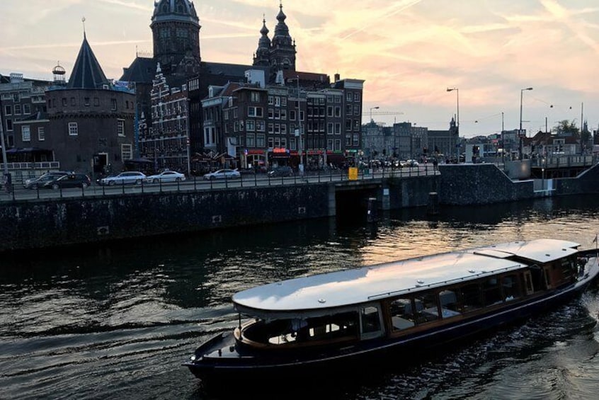 Half day private tour: Amsterdam introduction in one day