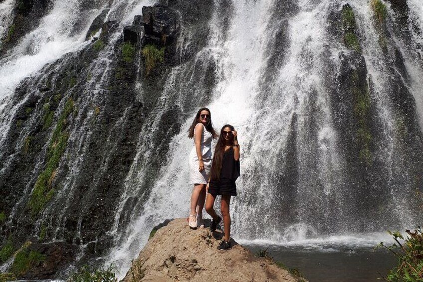 Shaki Waterfall