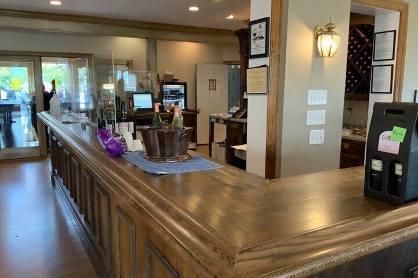 Private Loudoun County Wine Tour from DC with Stops at 3 Wineries