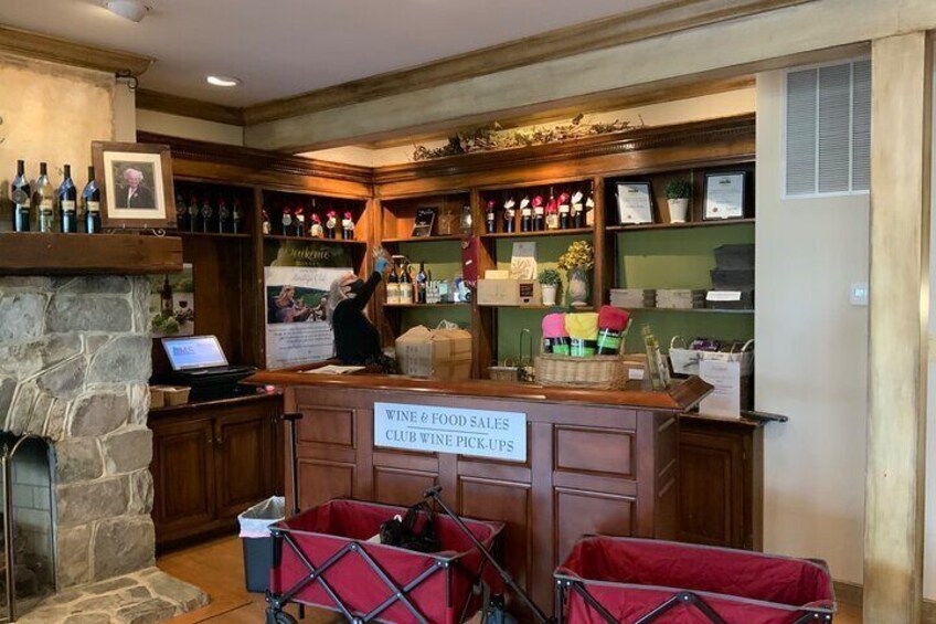 Private Loudoun County Wine Tour from DC with Stops at 3 Wineries