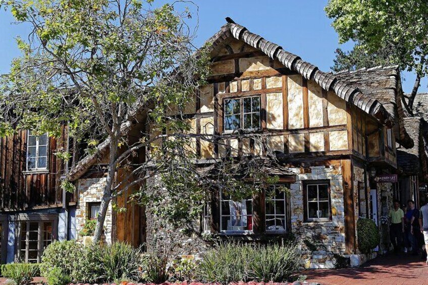 Carmel-by-the-Sea's Fairytale Houses: A Self-Guided Walking Tour