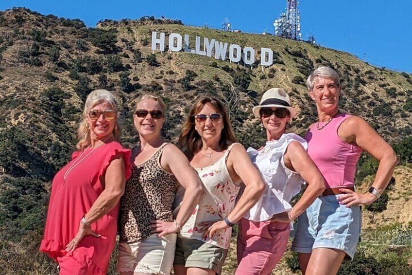 Los Angeles Private Full Day Luxury EV SUV Tour with Hotel Pickup