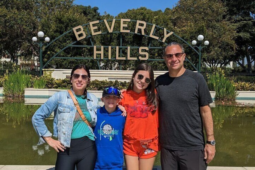 Luxury EV SUV Tour of Los Angeles with hotel pickup